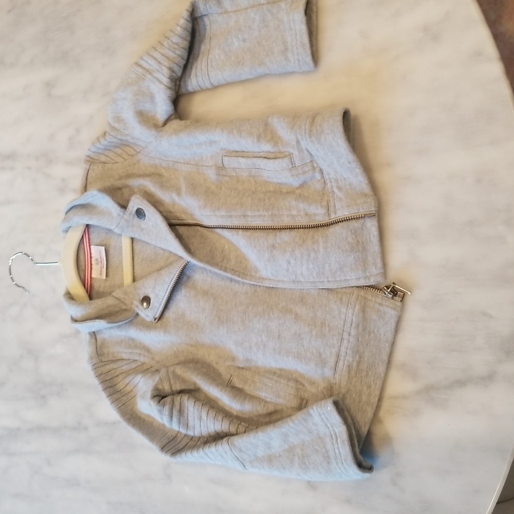 Hanna Anderson Gray sweater